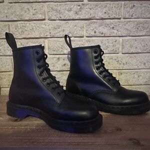 Worn 1x Dr Martens 1460 Mono Smooth Leather Black 8 Eyelet Lace Up Boots W8 M7